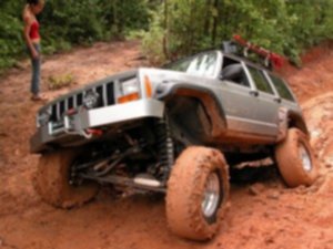 Jeep_Cherokee_offroad_2